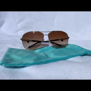TIFFANY & CO. TF3034 Gold Aviator Sunglasses